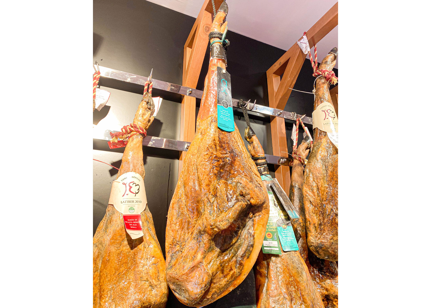 Jamón 100% raza ibérica de cebo de campo