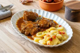 Rabo de toro en salsa cordobesa