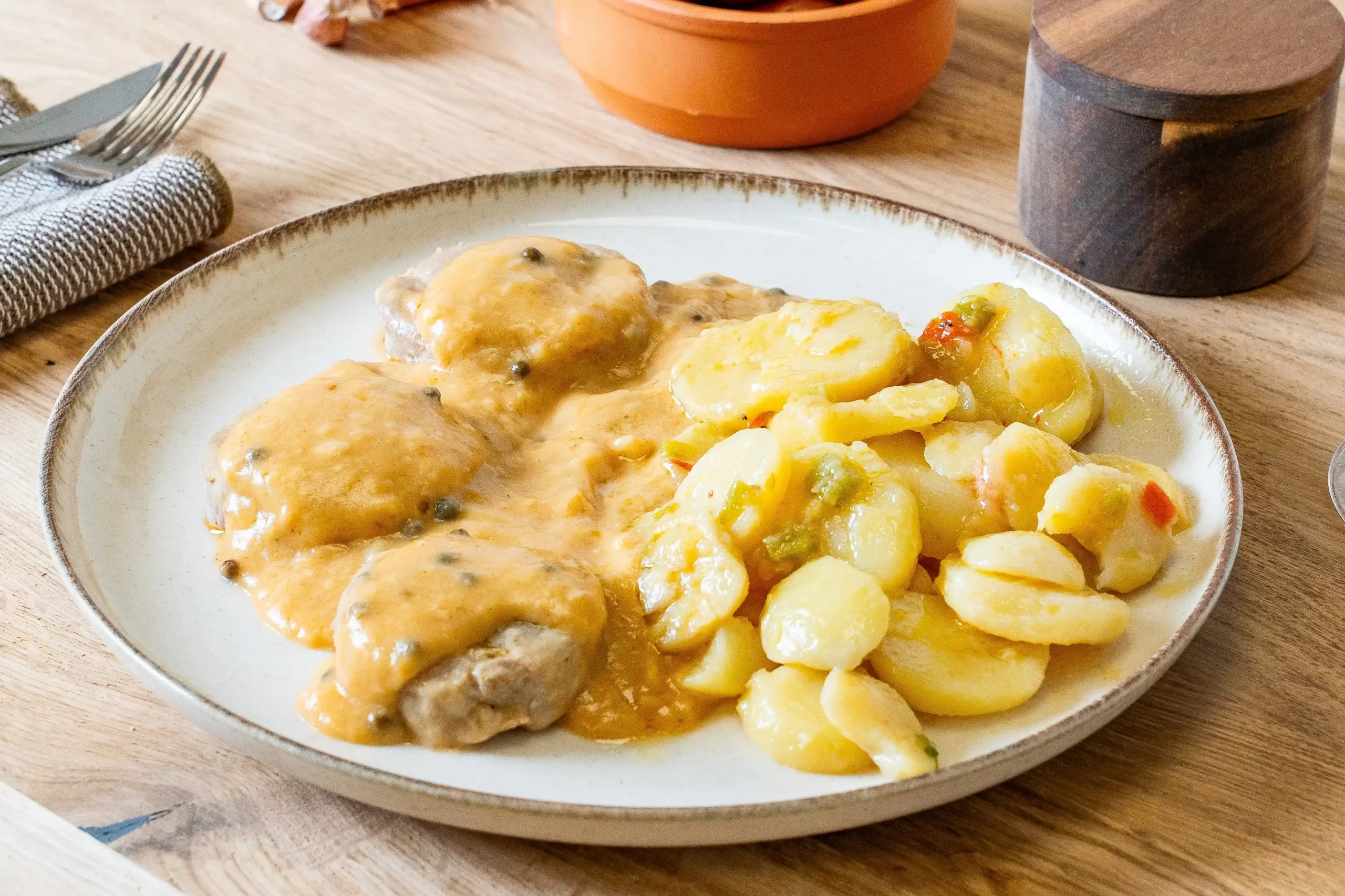 Solomillo en salsa a la pimienta verde