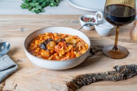 Callos de Cerdo a la Andaluza con garbanzos