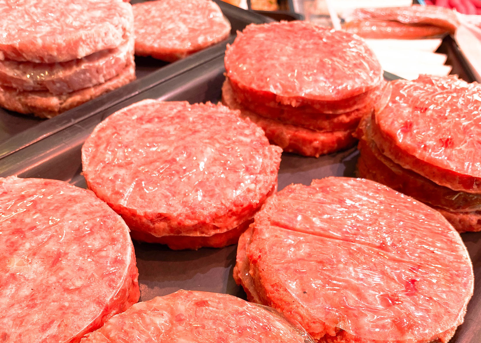 Hamburguesas de ternera con cebolla caramelizada